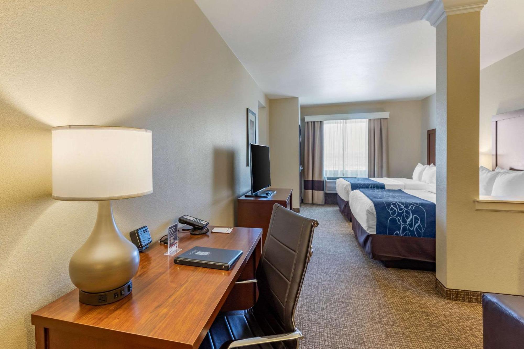 Comfort Suites Near Denver Downtown Dış mekan fotoğraf