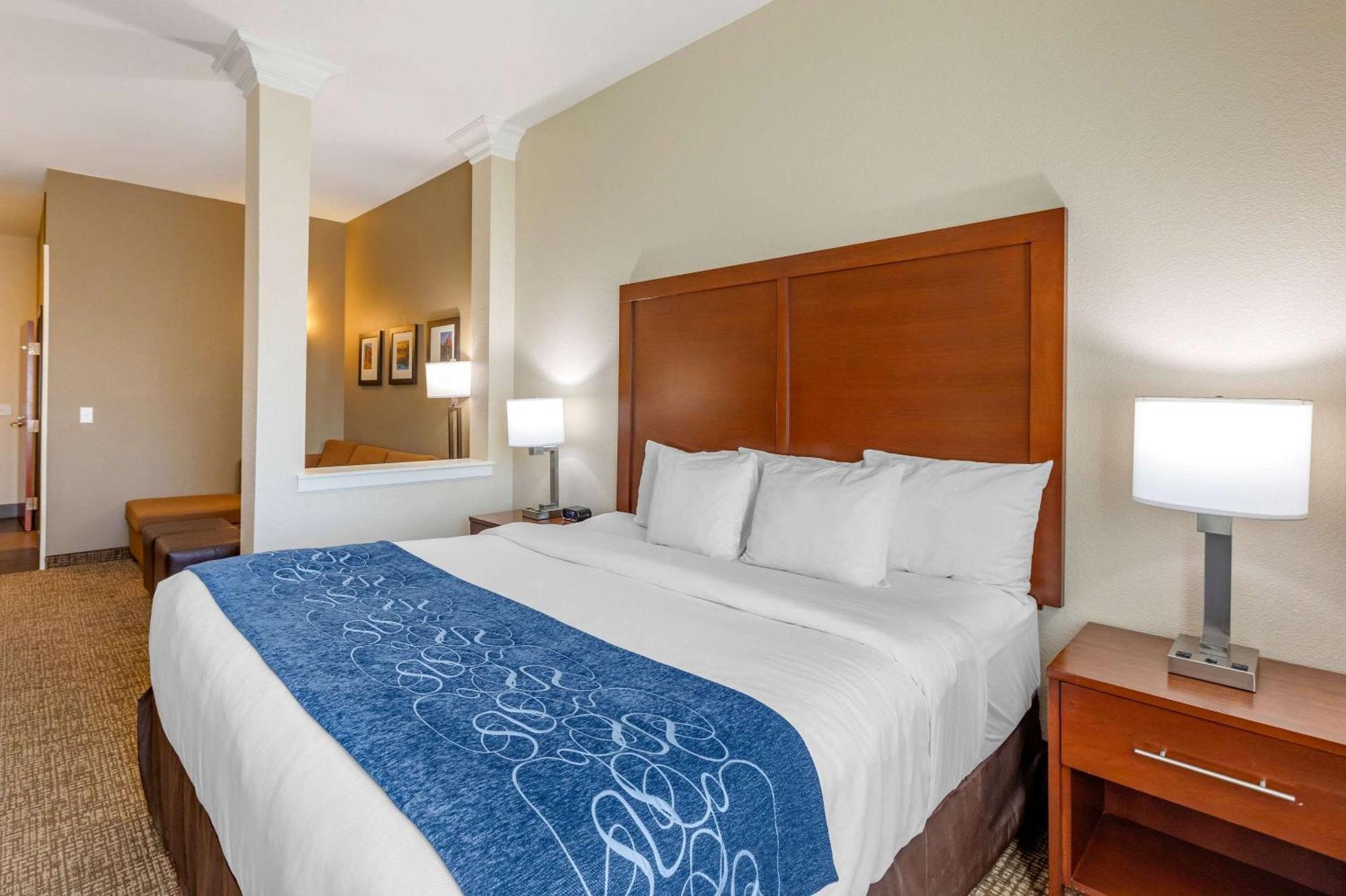 Comfort Suites Near Denver Downtown Dış mekan fotoğraf