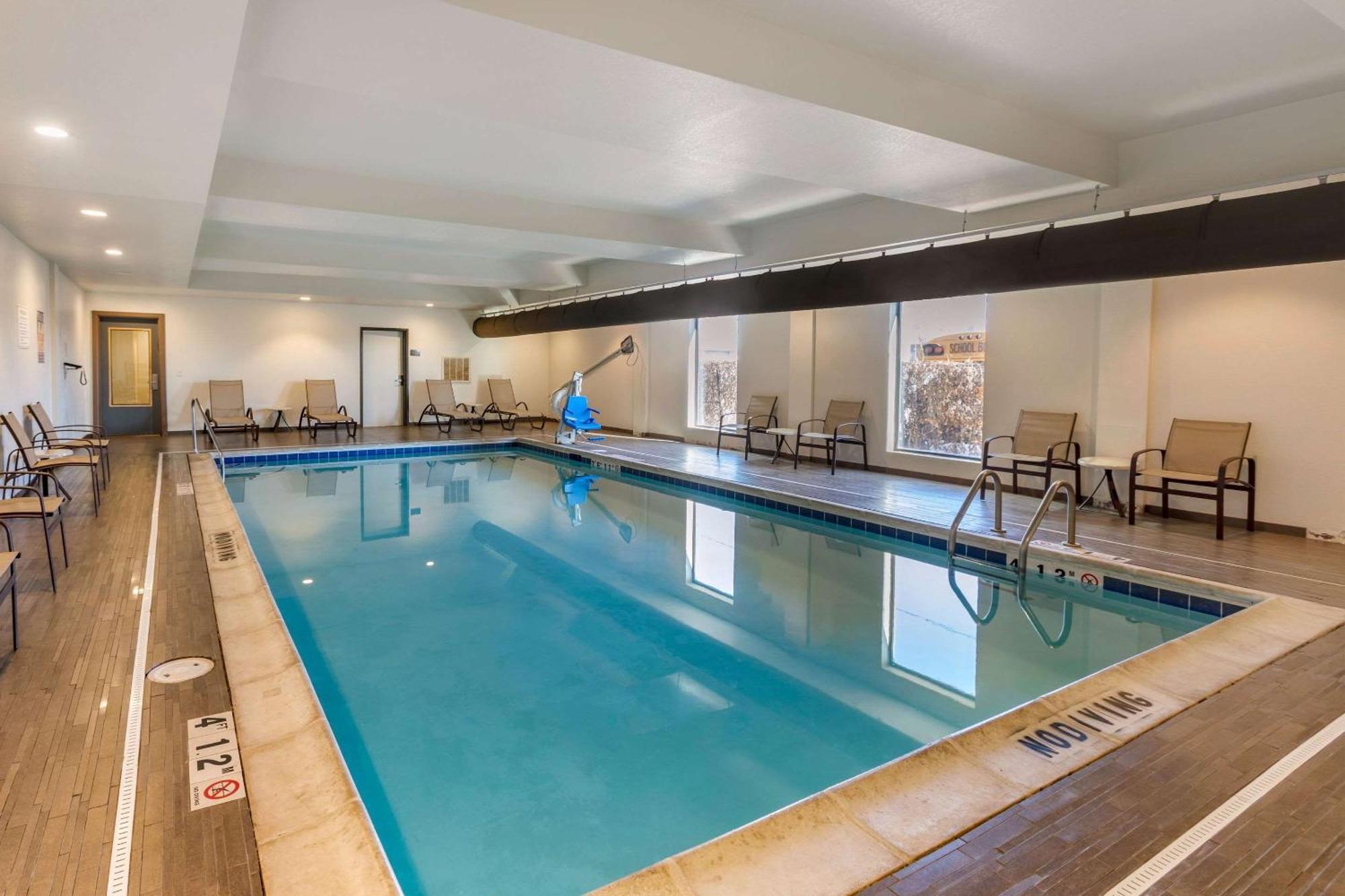 Comfort Suites Near Denver Downtown Dış mekan fotoğraf