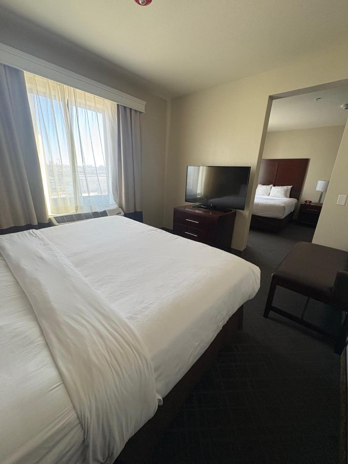 Comfort Suites Near Denver Downtown Dış mekan fotoğraf